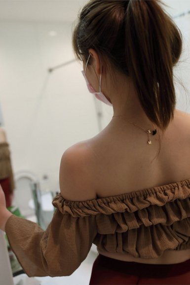 FPX另类官宣?Khan现Doinb直播间互动招手_西甲赛程(图2) CBA赛程直播